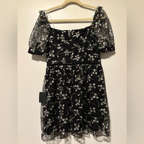 Lulus Radiant Love Black Embroidered Dress Size Medium - Picture 6 of 9